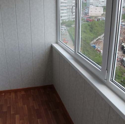 Отделка балконов REHAU фото